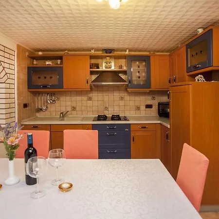 Apartmán With Parking Space - 21107